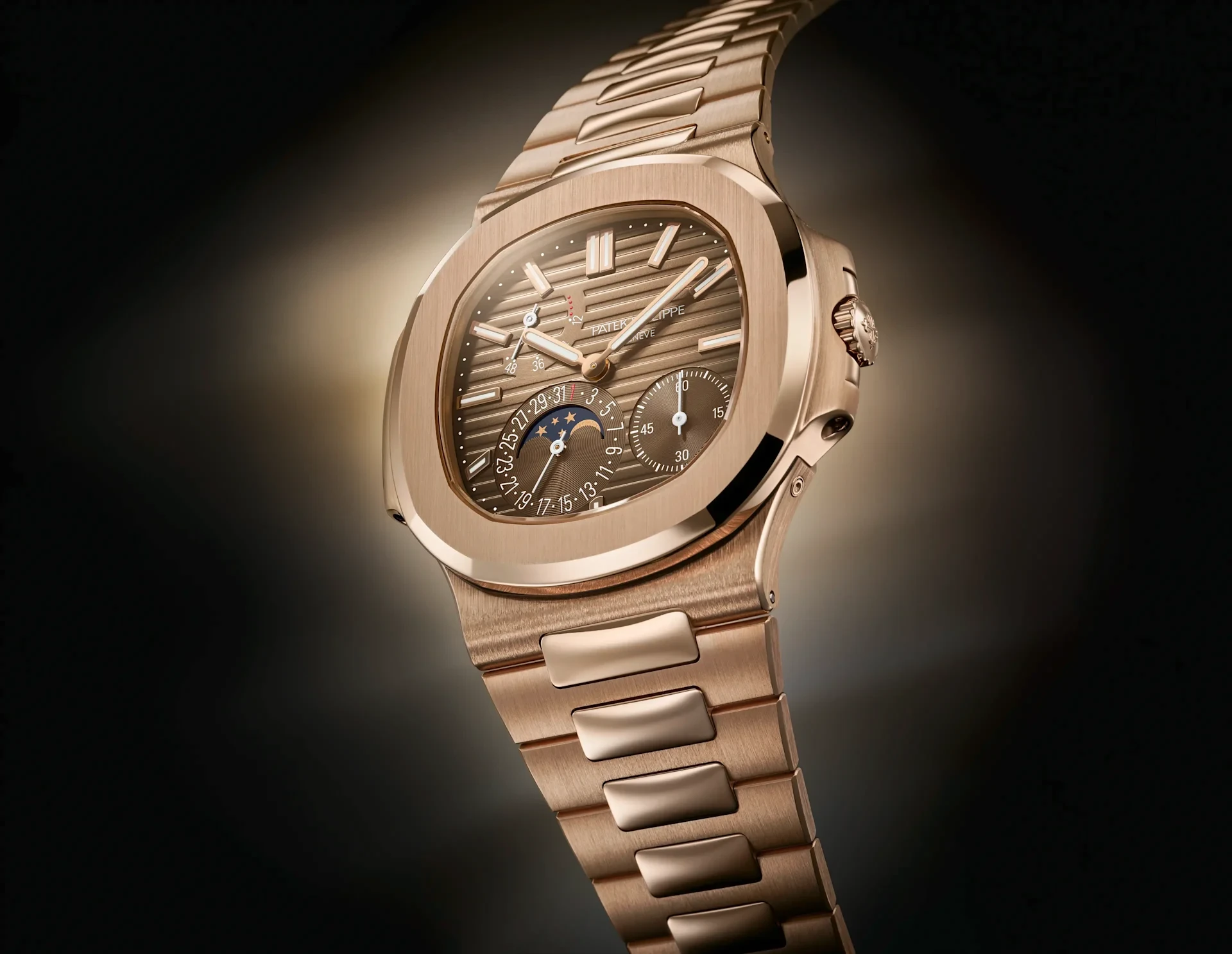 Patek Philippe Nautilus — 16