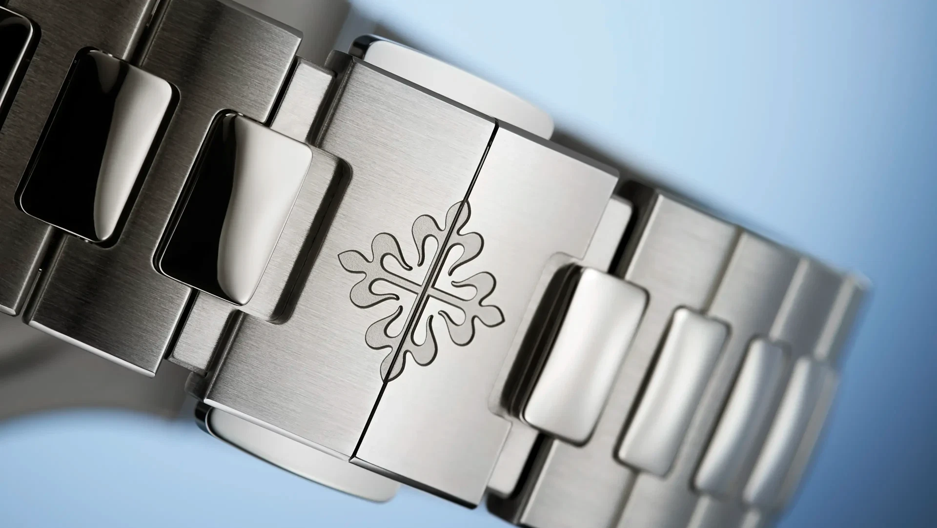 Patek Philippe Nautilus — 10
