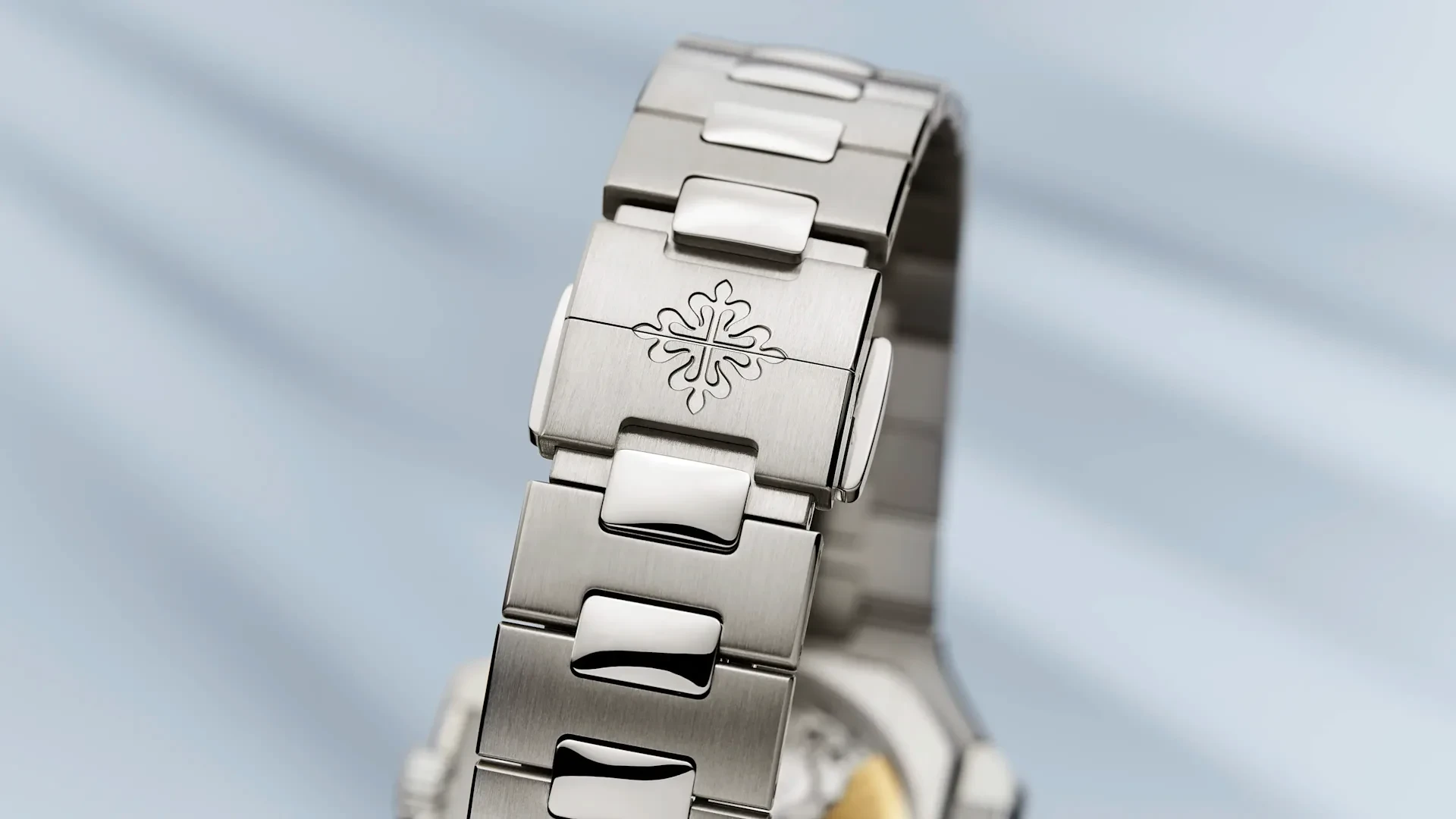 Patek Philippe Ref. 7128/1G-001 — 6